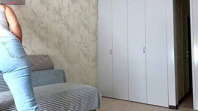 sweeetgirls2021 online show from June 2026 02:36:02 AM