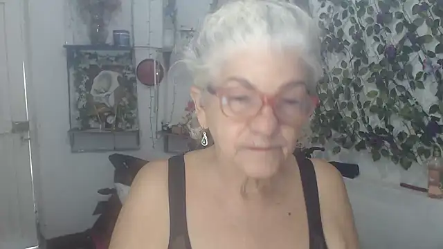 FunnyGrandma online show from February 2026 01:29:02 PM