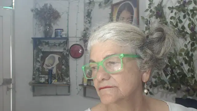 FunnyGrandma online show from July 2026 06:23:01 PM