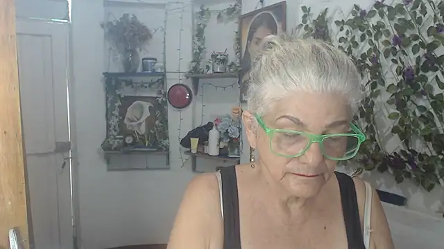 FunnyGrandma online show from July 2026 06:28:02 PM
