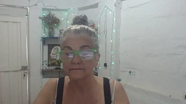 FunnyGrandma online show from August 2026 07:49:01 PM