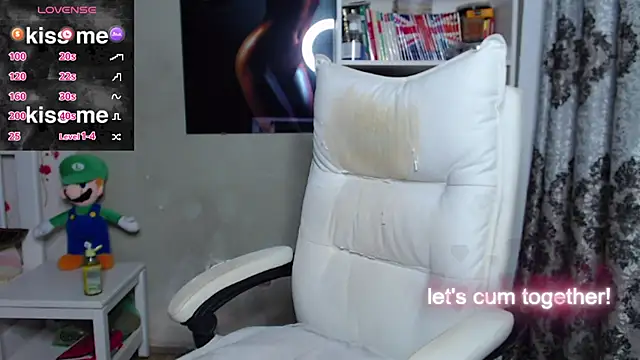 Mella4you online show from February 2025 05:33:01 PM