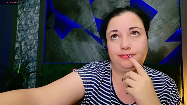 AleshaArabian online show from January 2025 06:25:01 PM