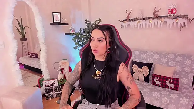 EmmyEvans1 online show from November 2025 07:47:01 PM