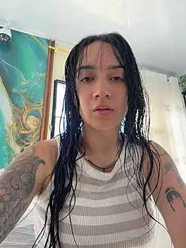 EmmyEvans1 online show from June 2026 07:20:01 PM