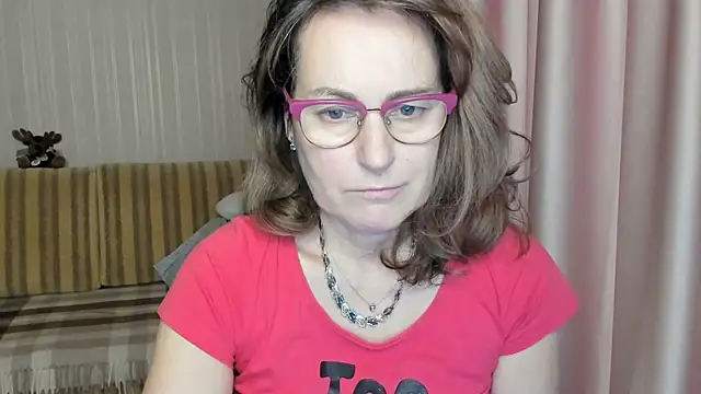 lauraoven online show from March 2025 01:08:01 PM