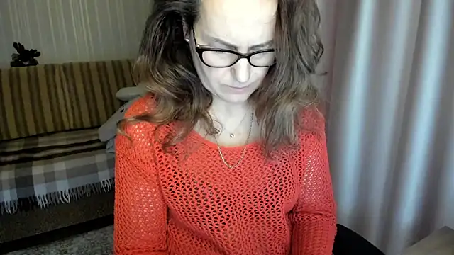 lauraoven online show from January 2026 10:42:02 AM