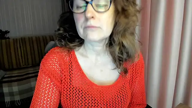 lauraoven online show from February 2026 10:40:02 AM