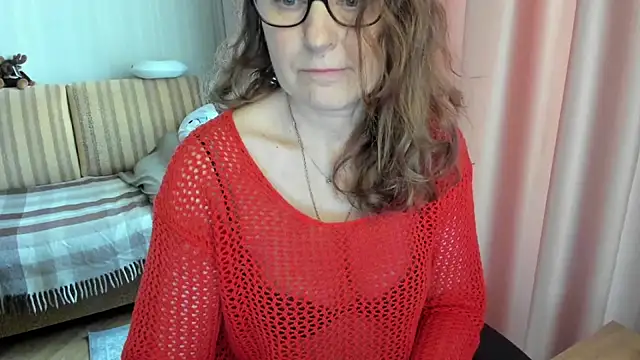 lauraoven online show from April 2026 02:03:02 PM