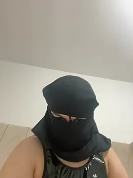 Snapshot of Marocainegroscul chatting on March 2026 03:19:01 AM Marocainegroscul online show from March 2026 03:19:01 AM