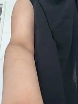 Snapshot of Marocainegroscul chatting on March 2026 11:38:01 AM Marocainegroscul online show from March 2026 11:38:01 AM