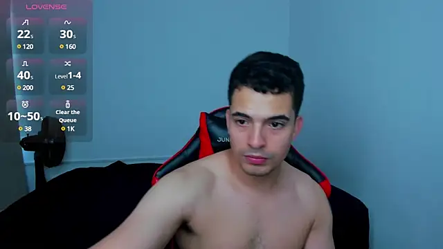 tanner hard  online show from March 2025 10:07:02 PM