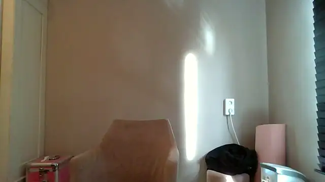 avajade online show from November 2025 11:10:01 AM