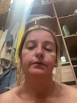 moniquerainx online show from February 2026 03:01:01 PM