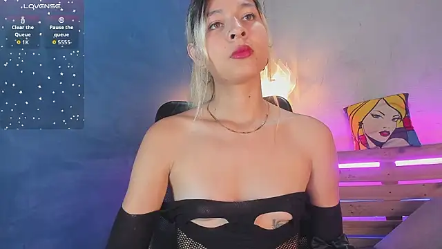 niky doll  online show from February 2026 01:29:02 PM