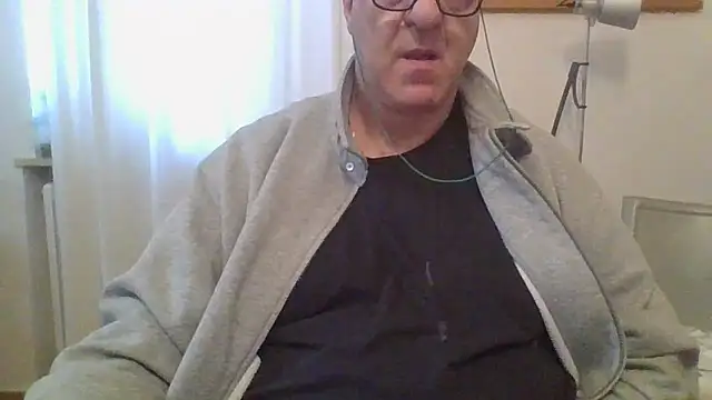 Snapshot of ANONIMO7735 chatting on March 2025 06:13:02 AM ANONIMO7735 online show from March 2025 06:13:02 AM
