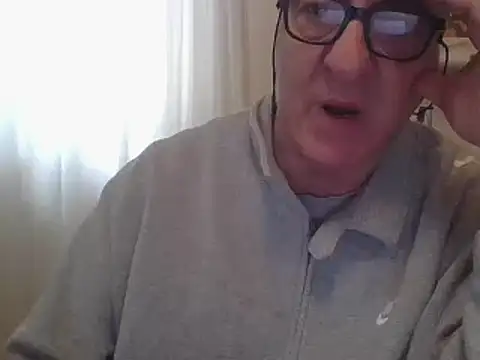 Snapshot of ANONIMO7735 chatting on March 2025 09:13:01 AM ANONIMO7735 online show from March 2025 09:13:01 AM