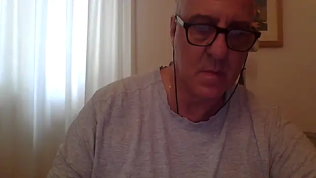 Snapshot of ANONIMO7735 chatting on September 2025 09:25:02 AM ANONIMO7735 online show from September 2025 09:25:02 AM