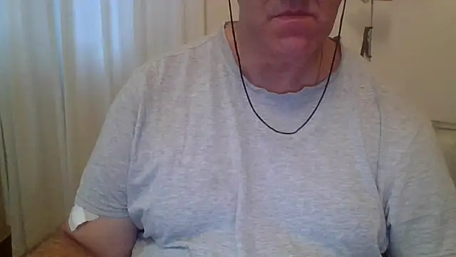 Snapshot of ANONIMO7735 chatting on September 2025 05:01:02 AM ANONIMO7735 online show from September 2025 05:01:02 AM