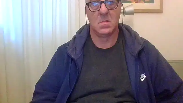 Snapshot of ANONIMO7735 chatting on October 2025 03:35:02 PM ANONIMO7735 online show from October 2025 03:35:02 PM