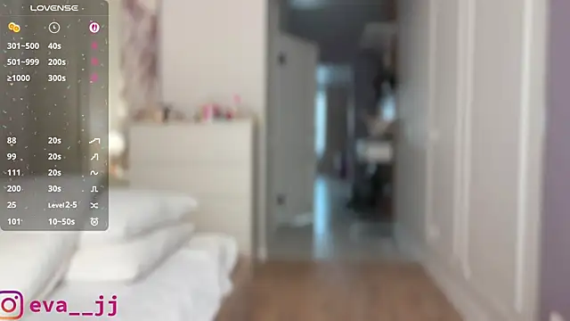 Eva JJ online show from November 2025 03:28:01 AM