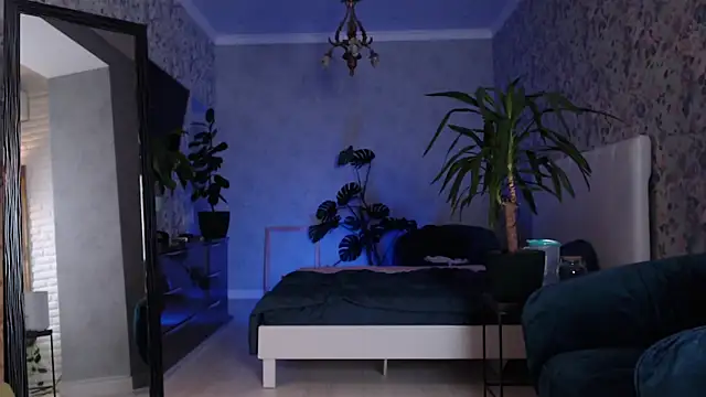 ClaraBendover online show from November 2025 08:31:01 PM