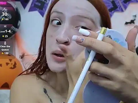 ninaa fox online show from October 2025 02:51:02 PM