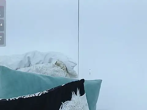 ninaa fox online show from November 2025 03:25:02 PM