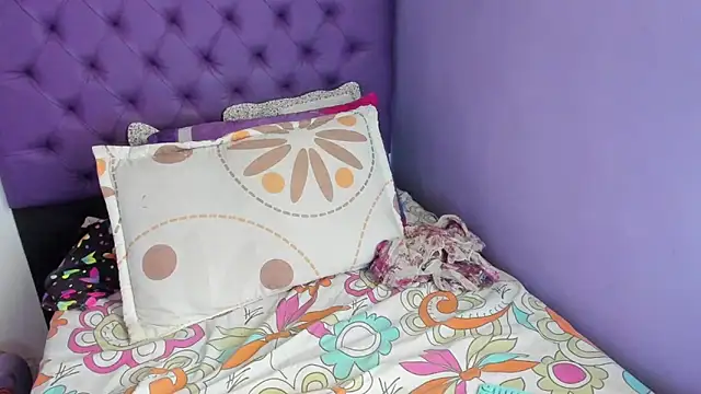 Margoth clain online show from March 2026 12:54:02 PM