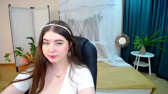 Snapshot of NicoleFoxery chatting on February 2025 06:12:01 PM NicoleFoxery online show from February 2025 06:12:01 PM