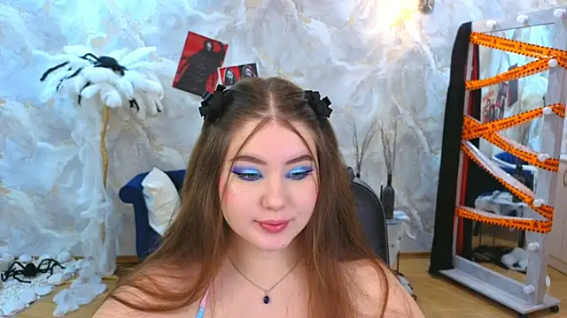 Snapshot of NicoleFoxery chatting on November 2025 06:19:01 PM NicoleFoxery online show from November 2025 06:19:01 PM