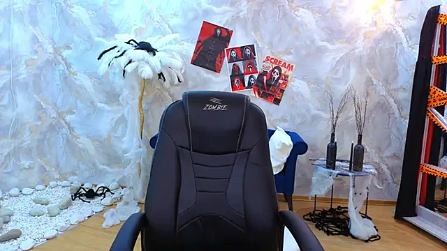 Snapshot of NicoleFoxery chatting on November 2025 06:18:02 PM NicoleFoxery online show from November 2025 06:18:02 PM