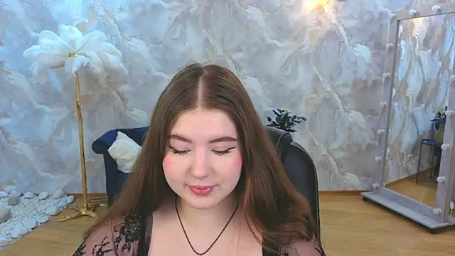 Snapshot of NicoleFoxery chatting on November 2025 06:18:01 PM NicoleFoxery online show from November 2025 06:18:01 PM