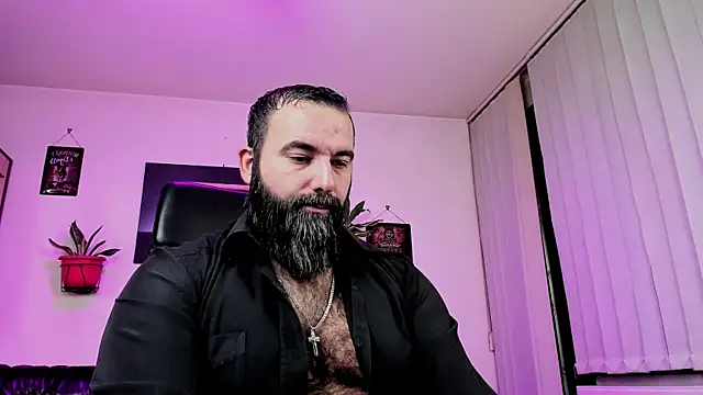 Snapshot of ChristophJules chatting on December 2024 10:19:01 PM ChristophJules online show from December 2024 10:19:01 PM