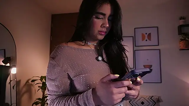 Isabella dior online show from March 2026 07:41:02 PM