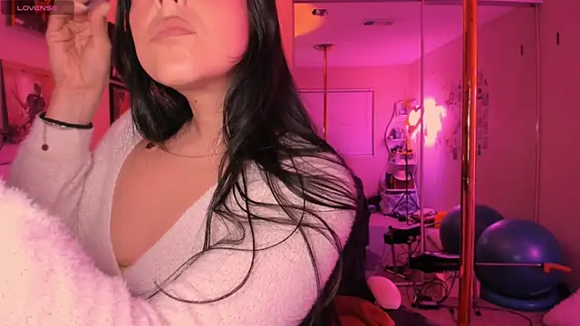 Evie-Luna online show from February 2026 03:46:02 AM