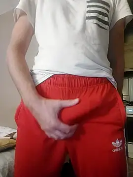 MlodyDres online show from September 2025 06:30:02 PM