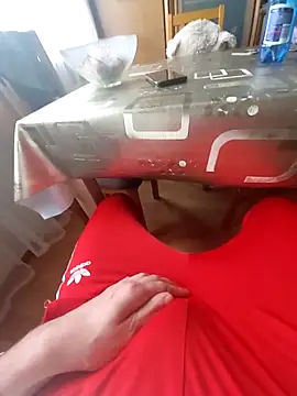 MlodyDres online show from October 2025 08:24:02 AM