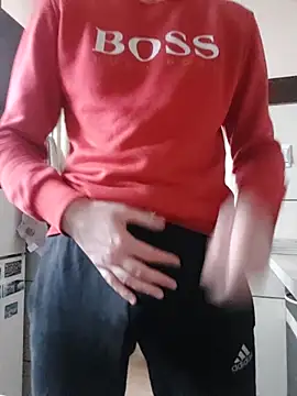 MlodyDres online show from October 2025 05:41:01 AM