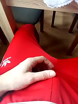 MlodyDres online show from December 2025 09:36:01 AM