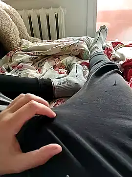 MlodyDres online show from February 2026 12:45:01 PM