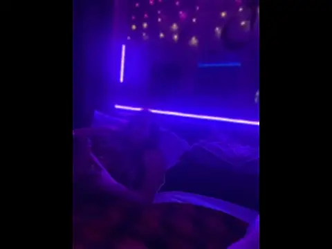 mirandamark2020 online show from April 2026 07:01:01 AM