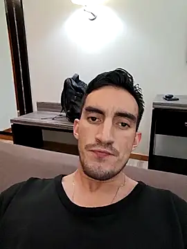 TommyMomentum online show from November 2025 02:23:01 AM