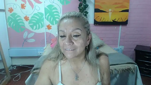 ZAMANTHA online show from April 2026 03:05:01 PM