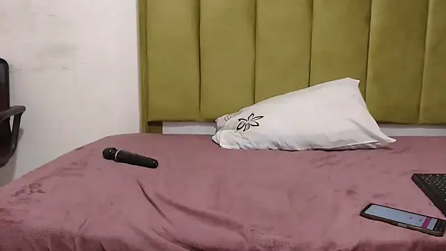 NautyKinky Mommy online show from December 2025 06:19:01 AM