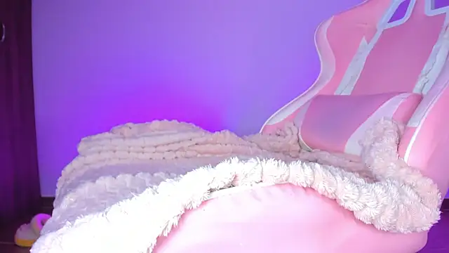 KataFerreira777 online show from March 2026 03:48:01 PM