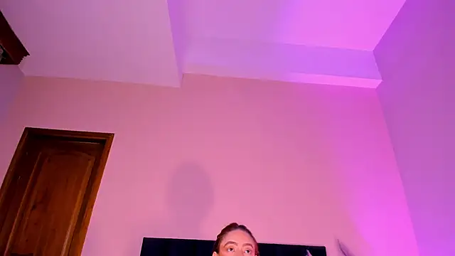 JupiteFox online show from March 2026 01:10:01 AM