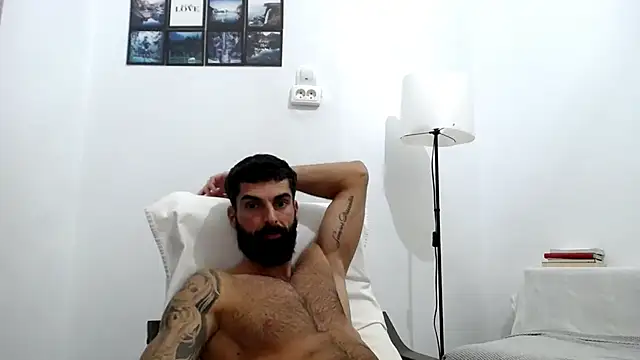 Snapshot of Verycutex chatting on October 2025 06:06:02 PM Verycutex online show from October 2025 06:06:02 PM