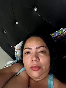 NIKOLE1301 online show from April 2026 01:33:02 PM