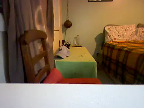 Snapshot of yourboysexy19 chatting on November 2025 11:14:02 PM yourboysexy19 online show from November 2025 11:14:02 PM